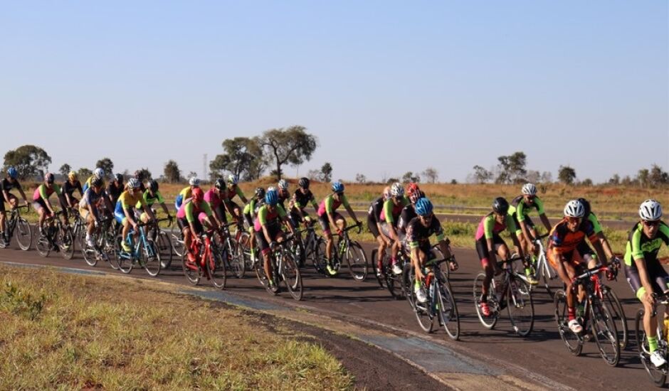 A competição de ciclimos aconteceu no Autódromo Internacional de Campo Grande, e reuniu pouco mais de 90 ciclistas