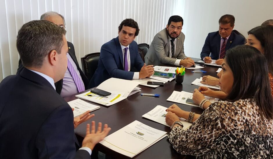 Bancada de MS se reúne para cobrar da Anac solução para falta de voos em Mato Grosso do Sul
