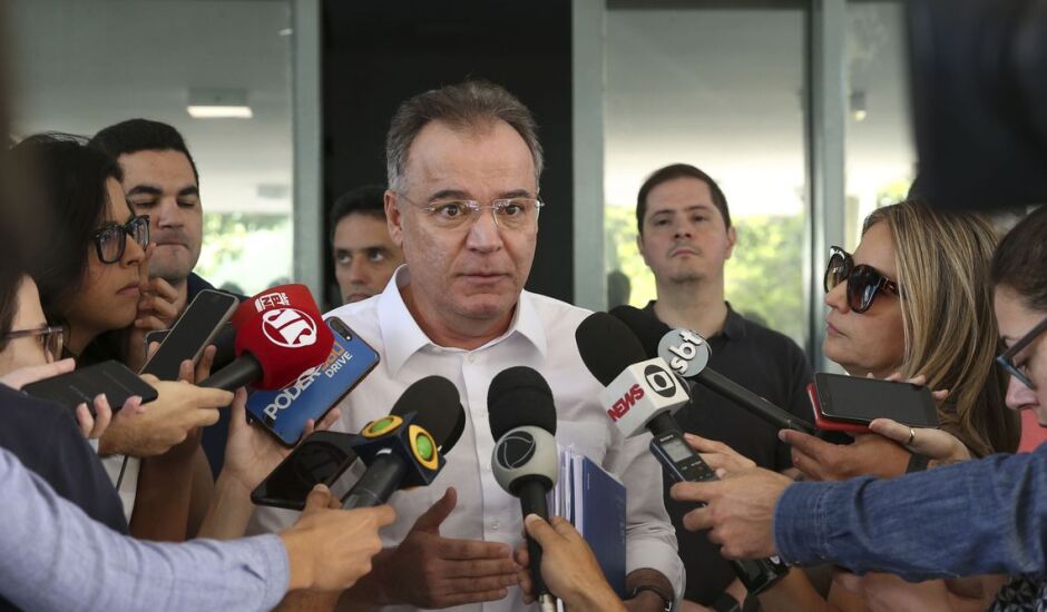 Deputado se reuniu com líderes de nove partidos, o presidente da Casa, Rodrigo Maia (DEM-RJ), e o secretário especial de Previdência e Trabalho, Rogério Marinho