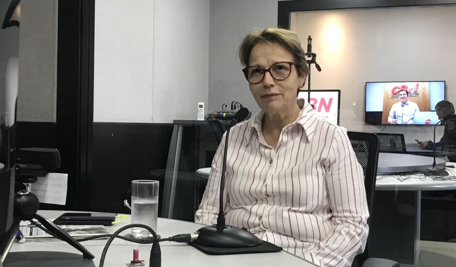 Minstra da Agricultura Tereza Cristina em entrevista na rádio CBN Campo Grande