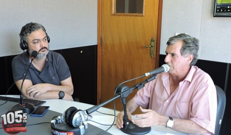 Nestor Junior (Cultura FM) e Prefeito Robinho (PSD)