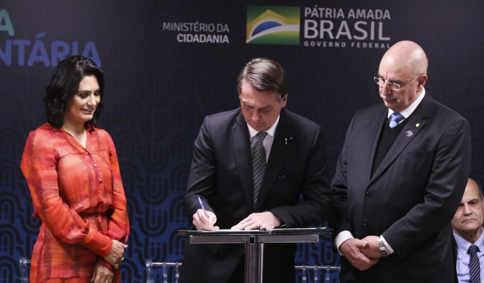 Coordenado pelo Ministério da Cidadania, o programa terá a primeira-dama Michelle Bolsonaro como presidente do conselho