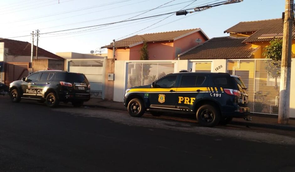 A quadrilha levava carros locados em Paranaíba para Rio Verde (GO), onde os documentos eram falsificados