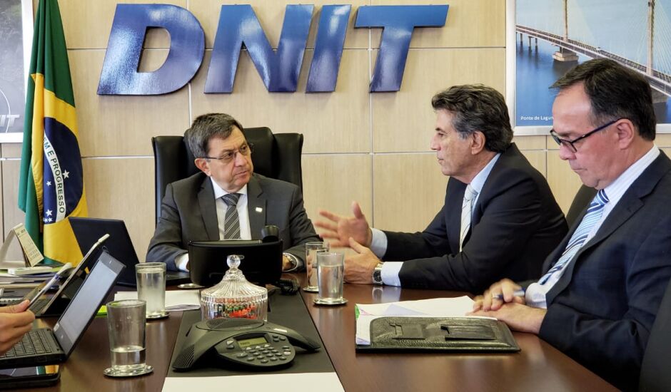 Murilo Zauith reivindica ao DNIT aumento de recurso para manutenção de estradas no estado
