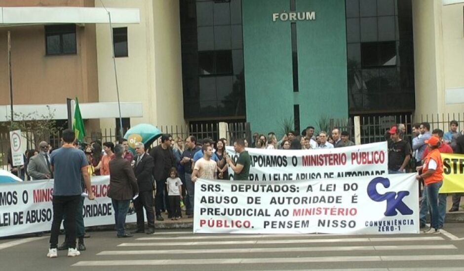 Protesto ocorreu na manhã desta terça-feira (20), em Três Lagoas