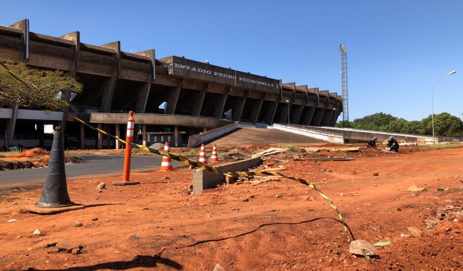 A primeira fase das obras atenderá as exigências do MPE, afim de liberar o Estádio para o Campeonato Estadual de Futebol 2020