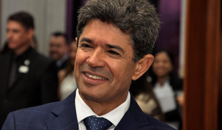 Rinaldo Modesto afirma que já conversou com o presidente estadual do PSDB sobre seu voto contrário ao governo