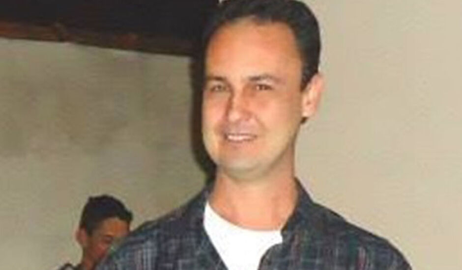Jornalista, escritor e poeta Rodrigo Alves de Carvalho