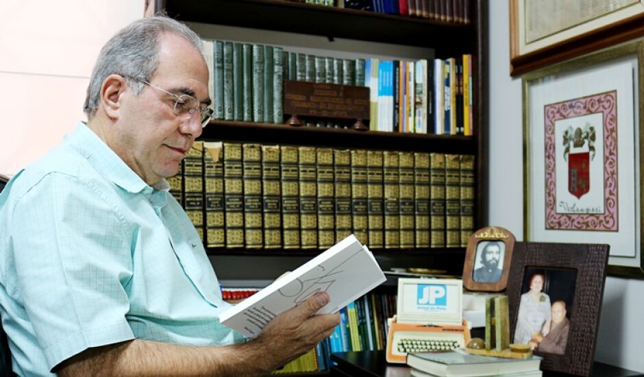 Rosário Congro Neto homenageia o pai com livro histórico