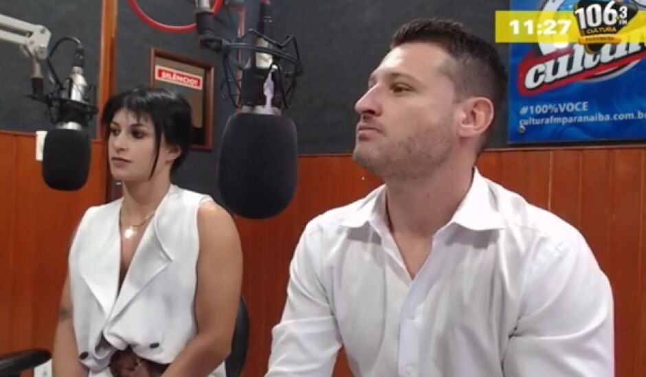 O casal de dentistas Shádila Neves e Diego Salvador deu dicas para uma plena saúde bucal em entrevista ao Jornal do Povo, da Rádio Cultura FM Paranaíba