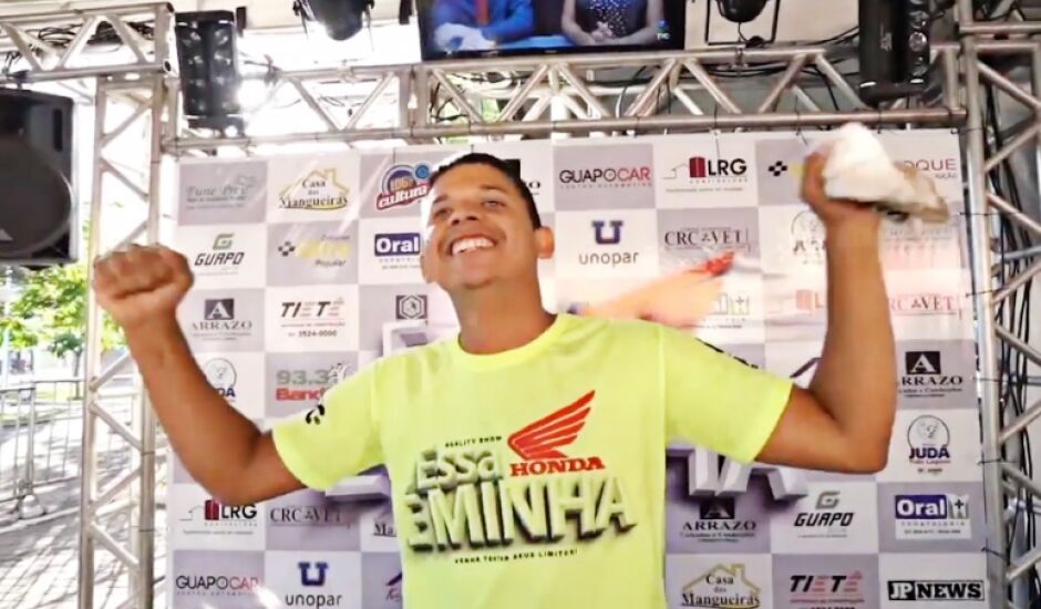 Rômulo Pereira foi vencedor de 2018, com 67 horas sobre a moto