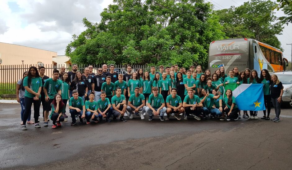 Delegação de Mato Grosso do Sul composta por atletas de 12 a 14 e 15 a 17 anos
