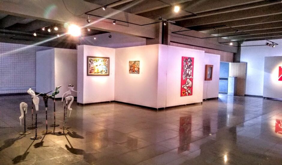 Exposição reúne obras de diversos artistas de MS