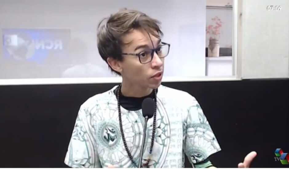 Guilherme Lelis deu entrevista ao "RCN Notícias" e negou uso de drogas