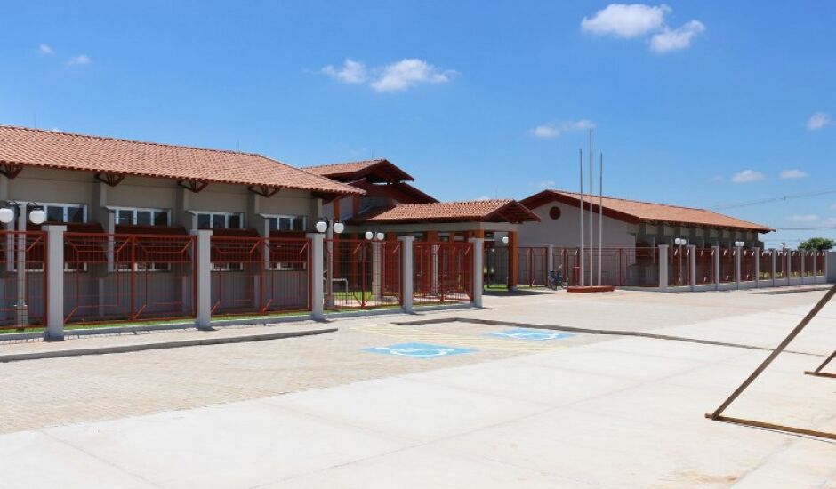 Nova escola municipal, orçada em R$ 6,4 milhões, vai atender 780 alunos