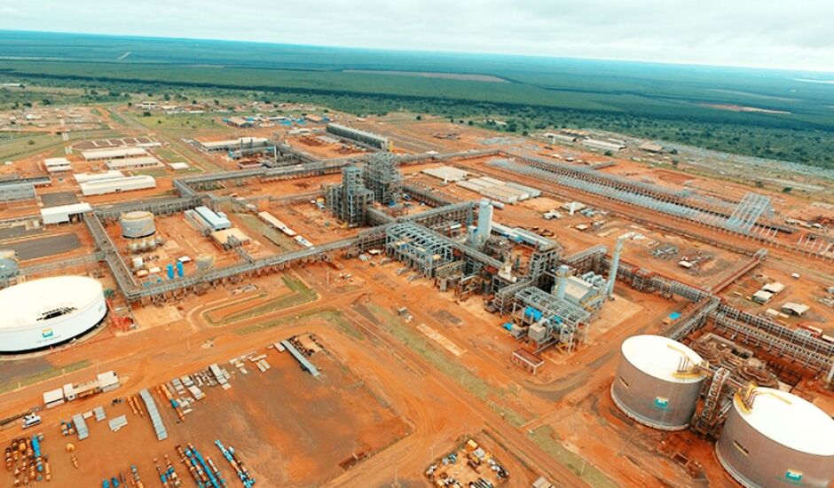 Construção da UFN 3 foi paralisada em dezembro de 2014 pela Petrobras