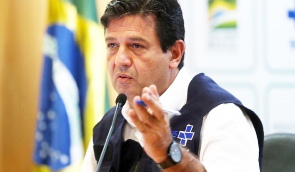 Quanto mais apoio o ministro Luiz Henrique Mandetta recebe, maior fica a distas