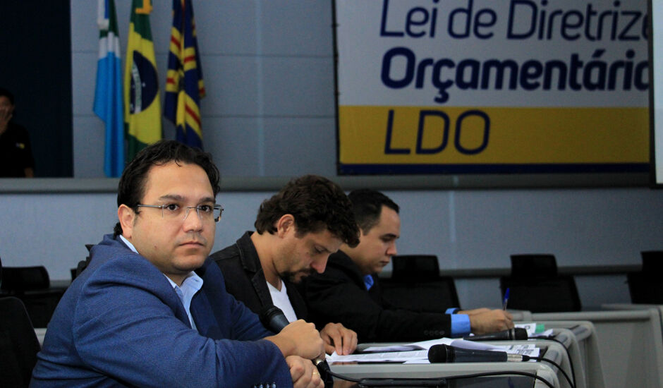 Secretário de Planejamento e Finanças, Pedro Pedrossian, acompanha as discussões sobre a LDO da capital