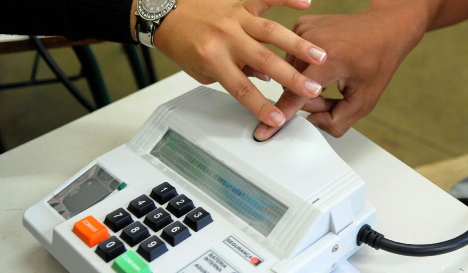 O TSE decidiu excluir a necessidade de identificação biométrica, por meio de impressão digital, nas eleições municipais.