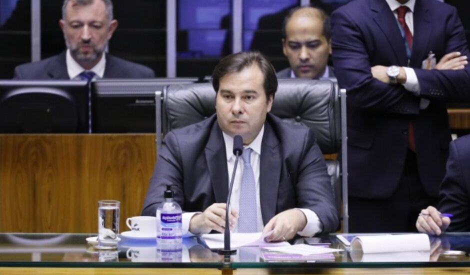 Rodrigo Maia (DEM-RJ) afirmou que os deputados devem retomar as discussões da reforma tributária ainda nesta quarta