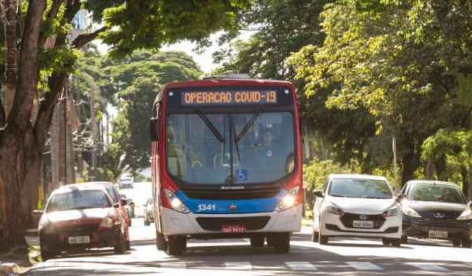 Regra irá ampliar a capacidade de transporte de passageiros no transporte público da capital