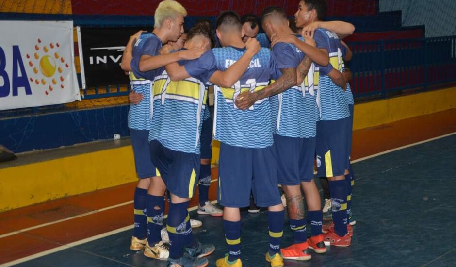 Equipe de Dourados joga contra o Brasília Futsal às 19h desta quarta-feira (28)