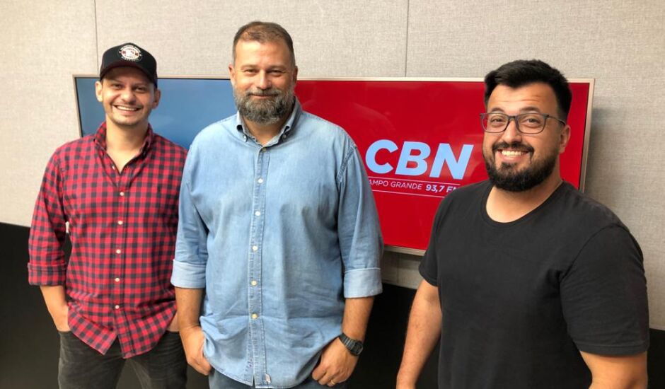 Trio do CBN Motors - Sergio Ferraz, Paulo Cruz e Leandro Gameiro nos estúdios da Rádio CBN