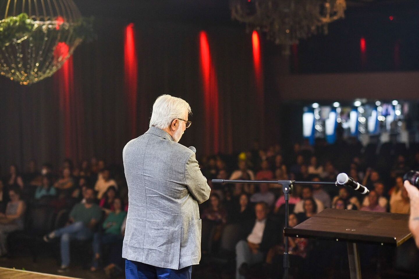 Gustavo Loyola durante a palestra