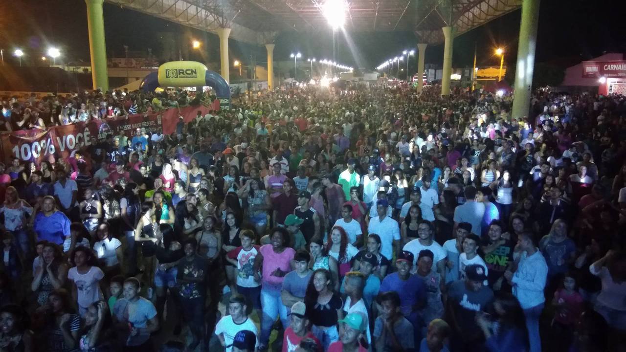 Segunda-feira amanhece garoando e céu nublado, Cultura FM Paranaíba